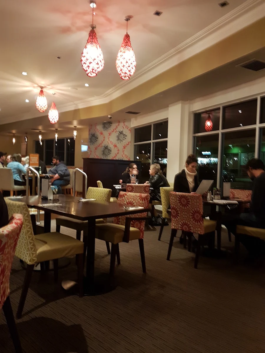 Vibe, Junction Hotel