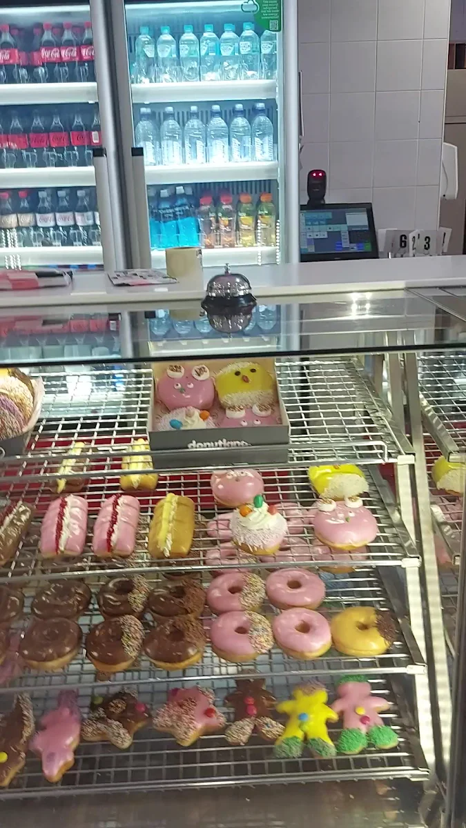 Vibe, Donut King Meadow Mews