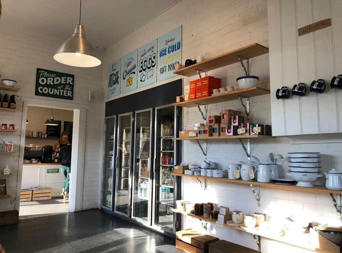 Vibe, Kilgour St Grocer