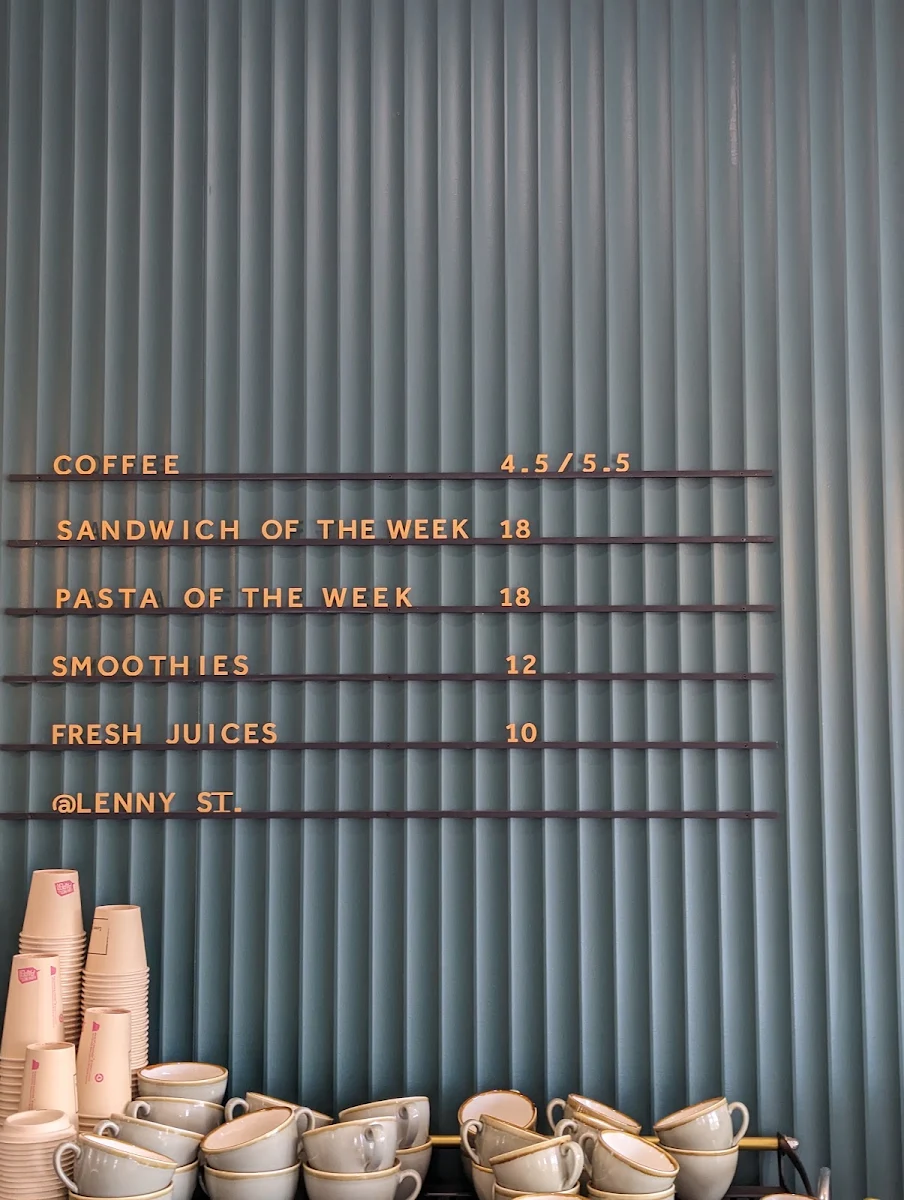 Menu, Lenny St.