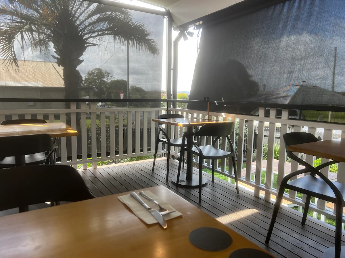 Vibe, Lenny St.