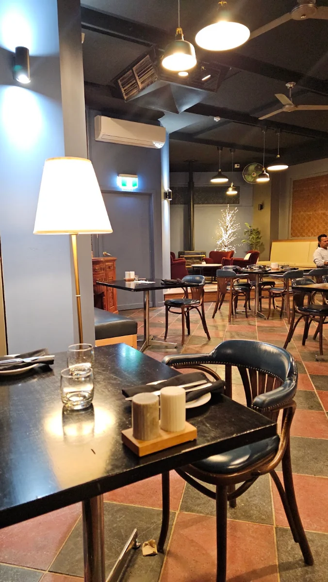 Vibe, The Astor Hotel