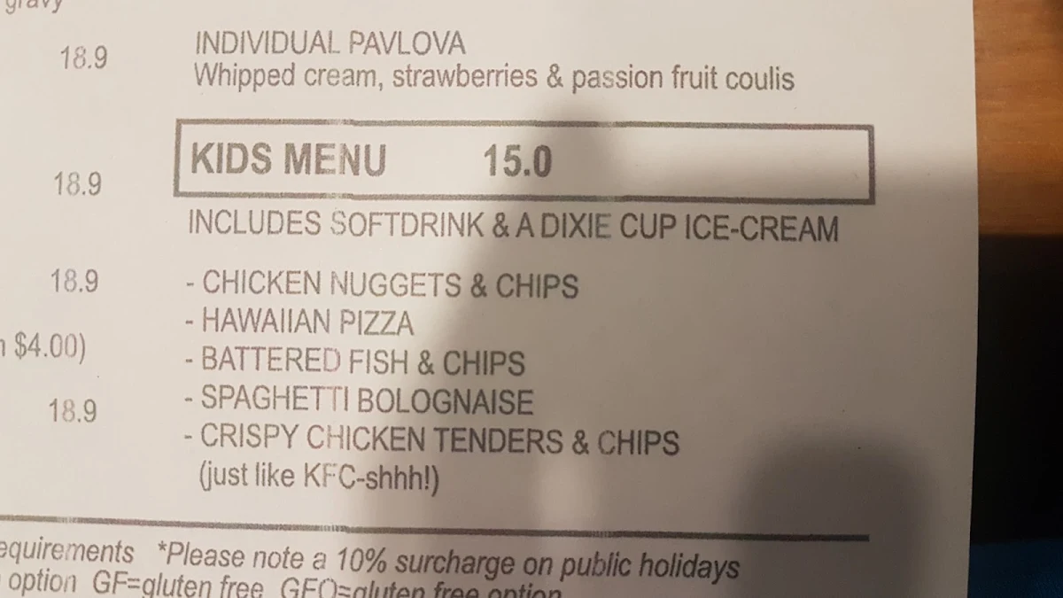 Menu, Christies Beach Hotel
