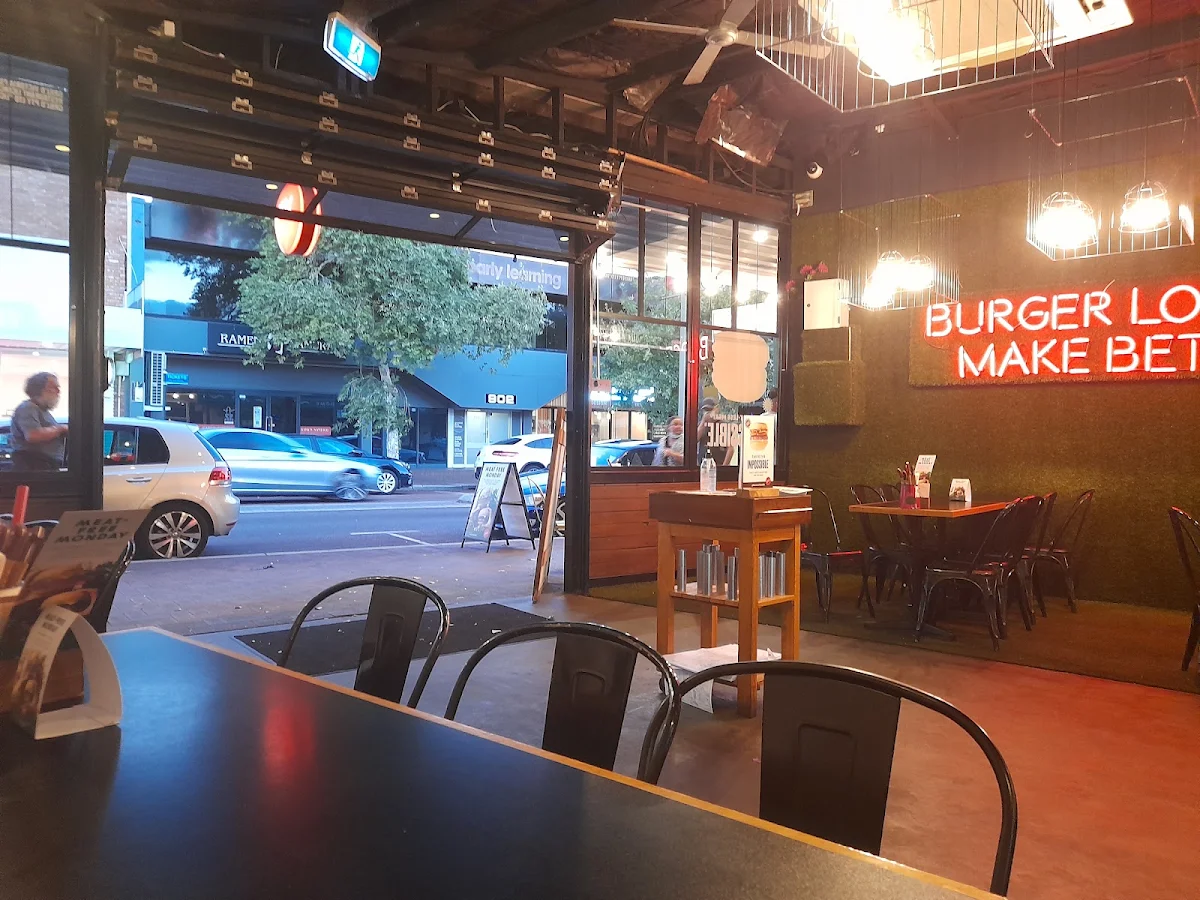 Vibe, Grill'd Burgers - Victoria Park