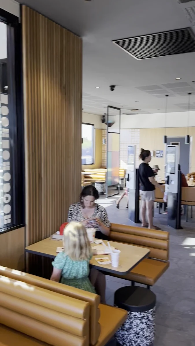 Vibe, McDonald's Anketell