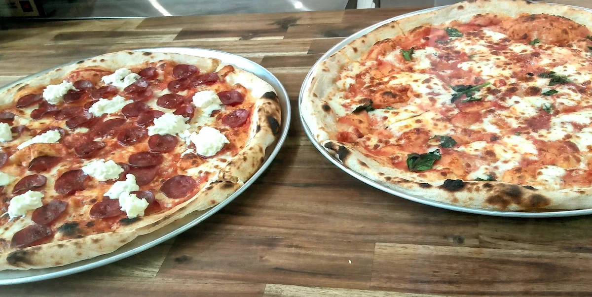 Food & drink, Frisky Dingo Slice Shop