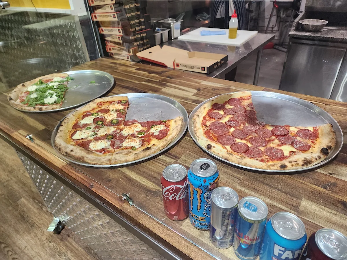 Food & drink, Frisky Dingo Slice Shop