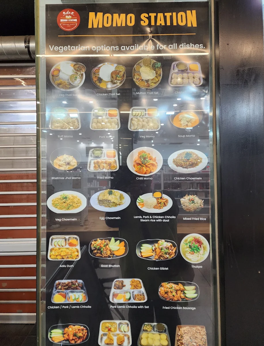 Menu, Momo Station