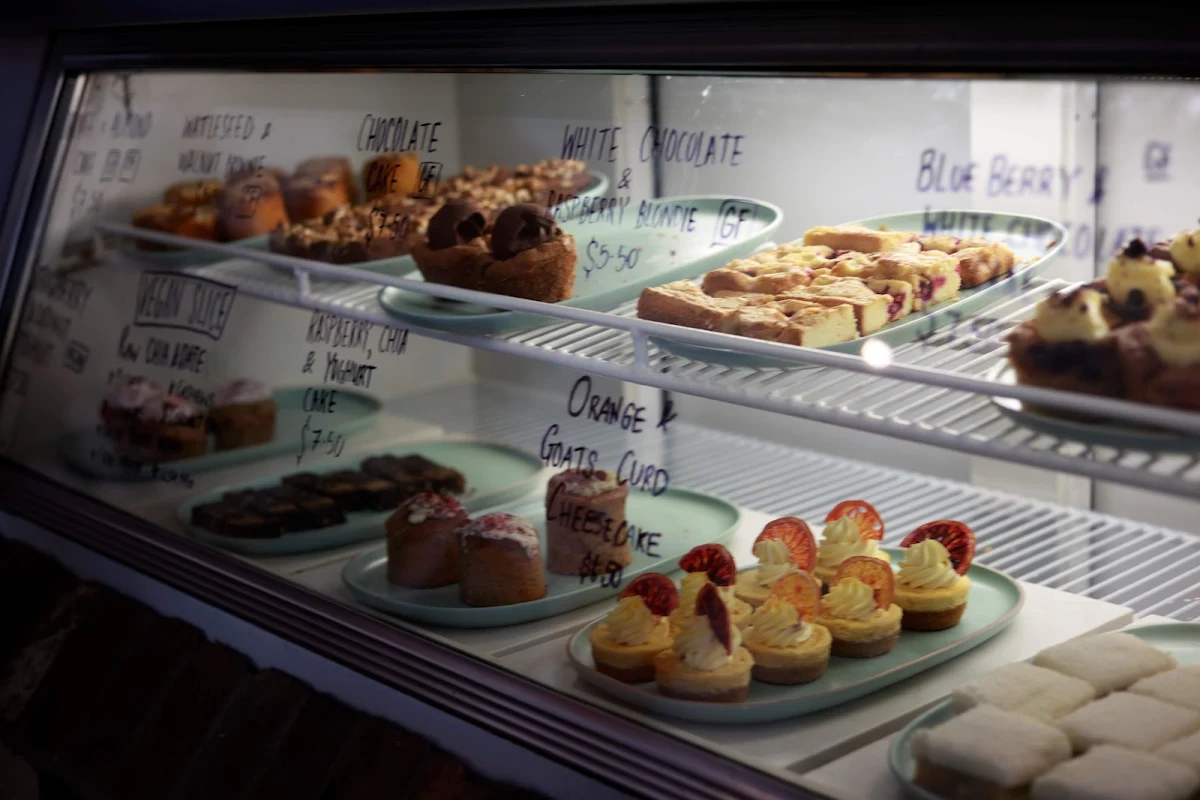 Vibe, Spring Gully General Store
