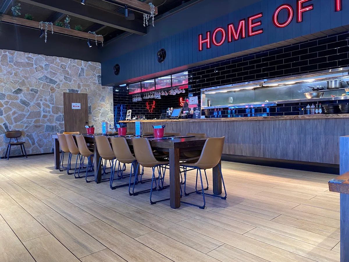 Vibe, Lone Star Rib House & Brews Munno Para