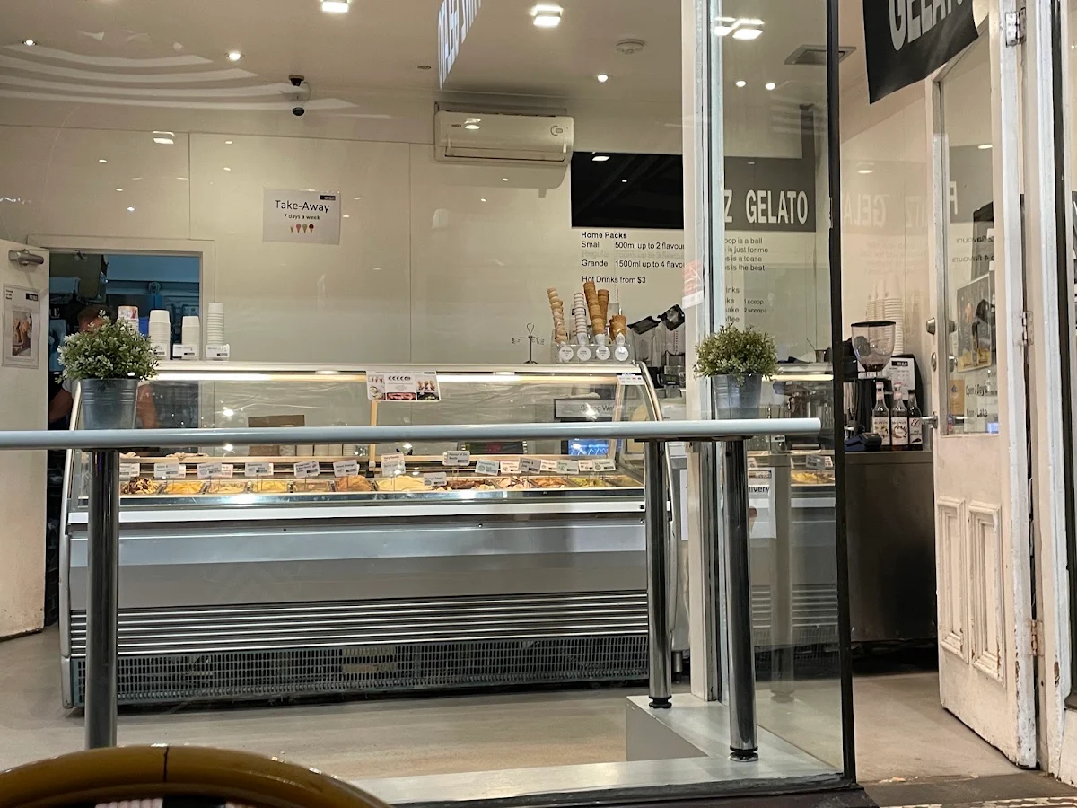 Vibe, Fritz Gelato