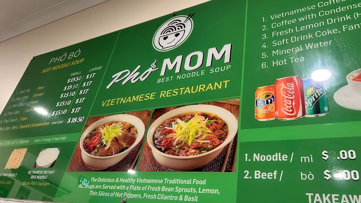 Menu, Pho Mom