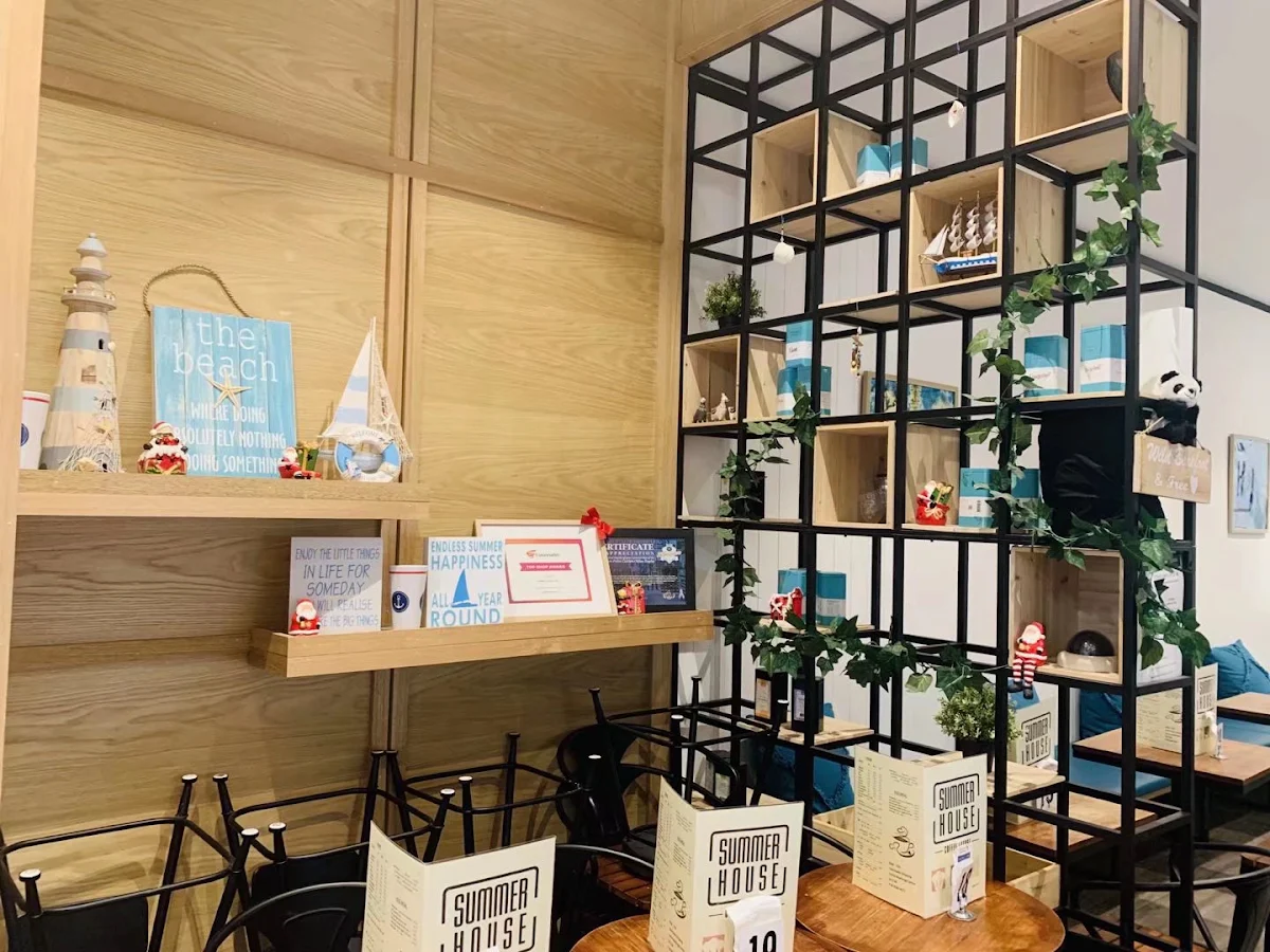 Vibe, The Summerhouse Coffee Lounge