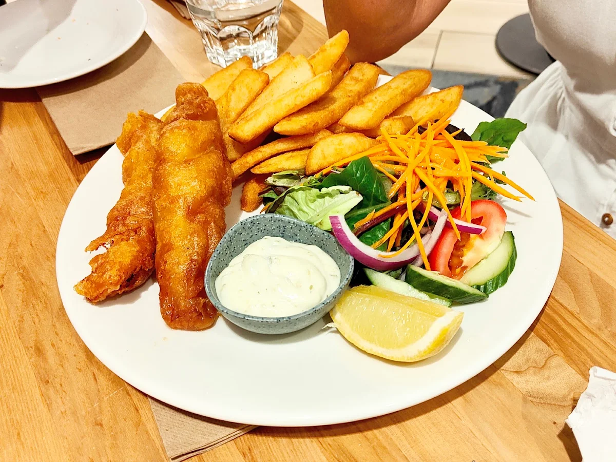 Food & drink, Castello's Victorian Tavern