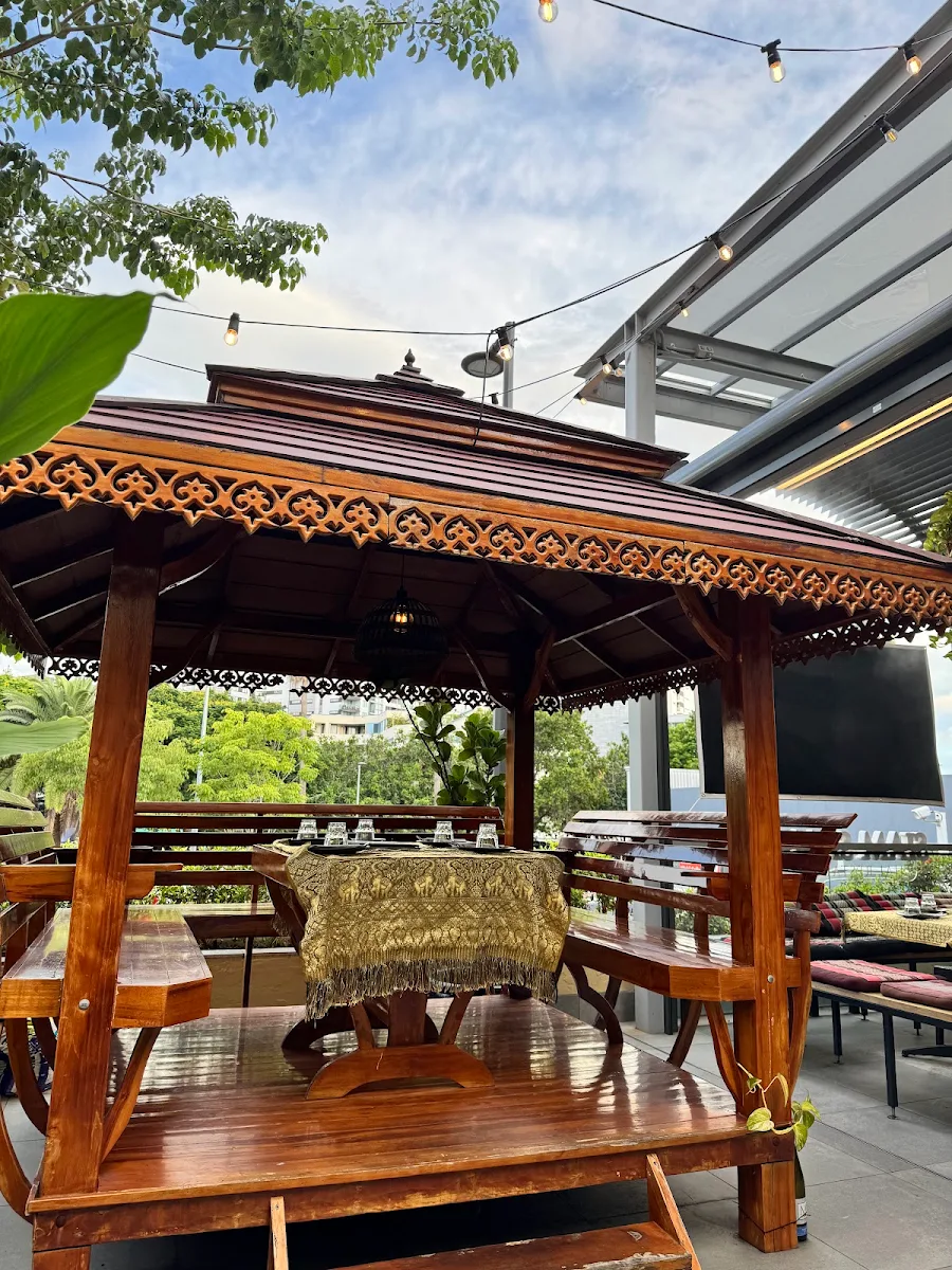 Vibe, Siam Samrarn Thai Restaurant Brisbane
