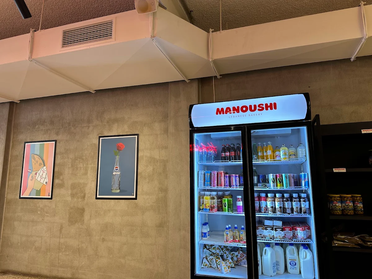 Vibe, Manoushi