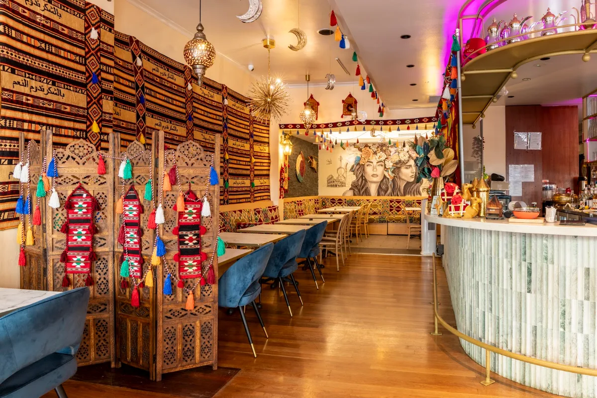 Vibe, Missony bar & Restaurant Newtown