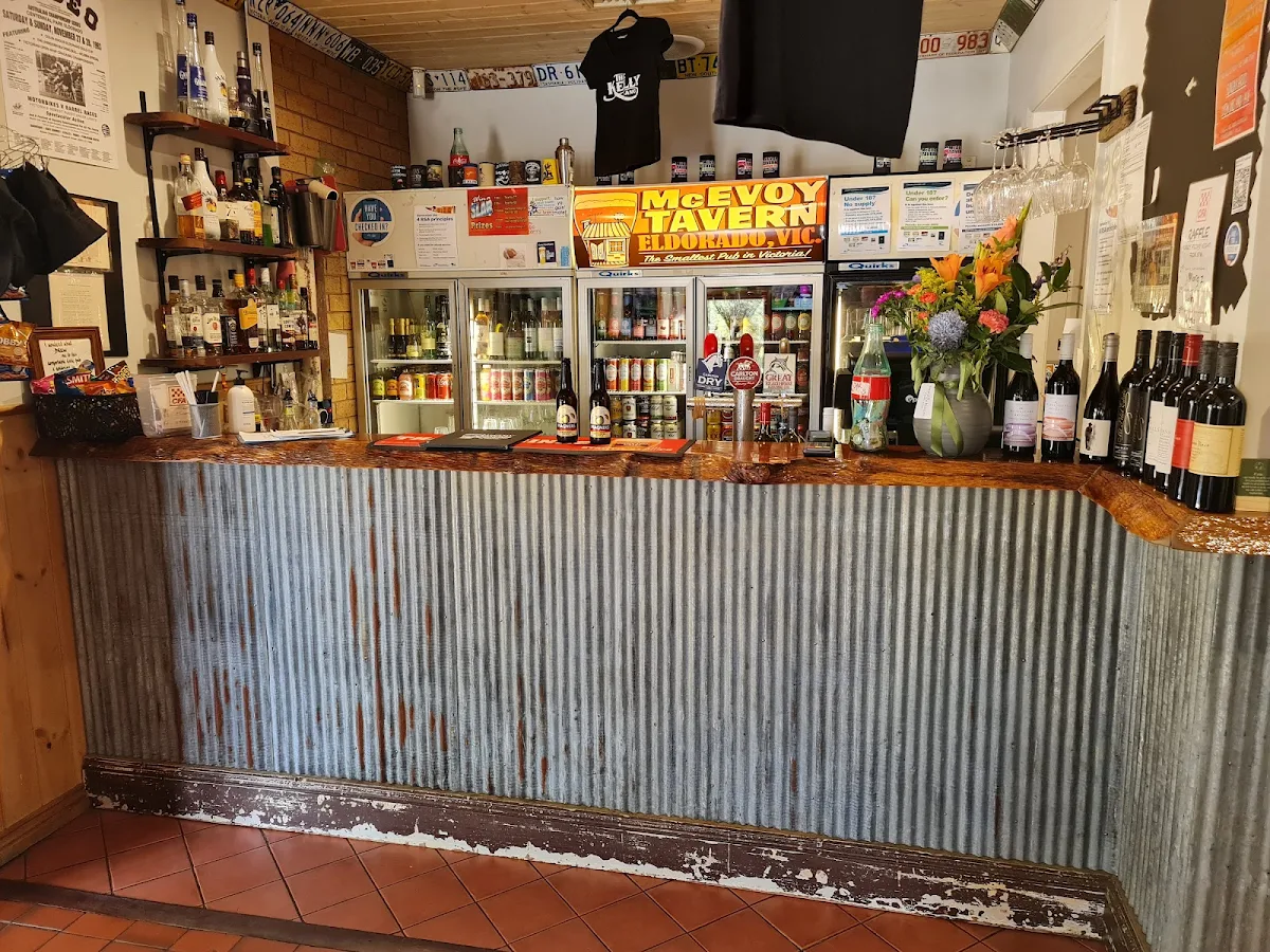 Vibe, McEvoy Tavern
