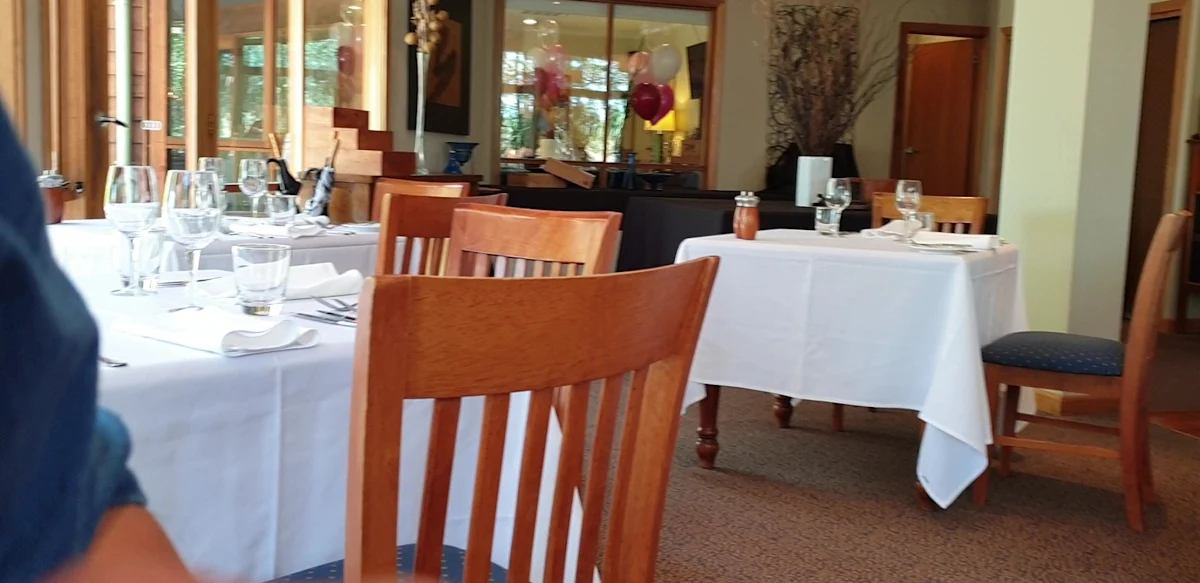 Vibe, Restaurant @ Glen Erin