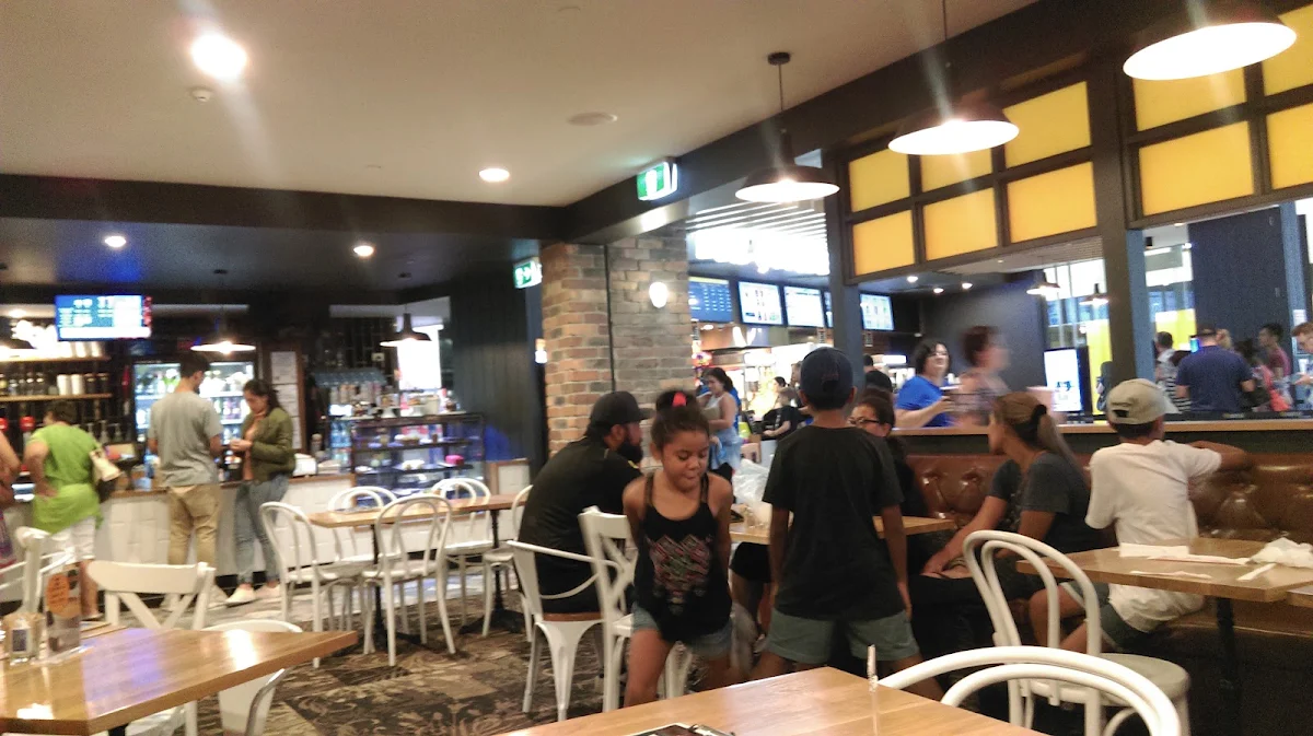 Vibe, Cineplex Cafe