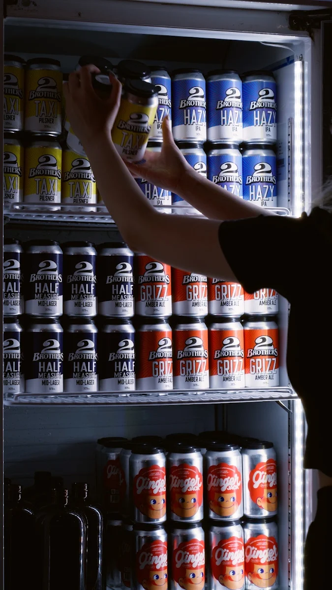 Vibe, 2 Brothers Brewery