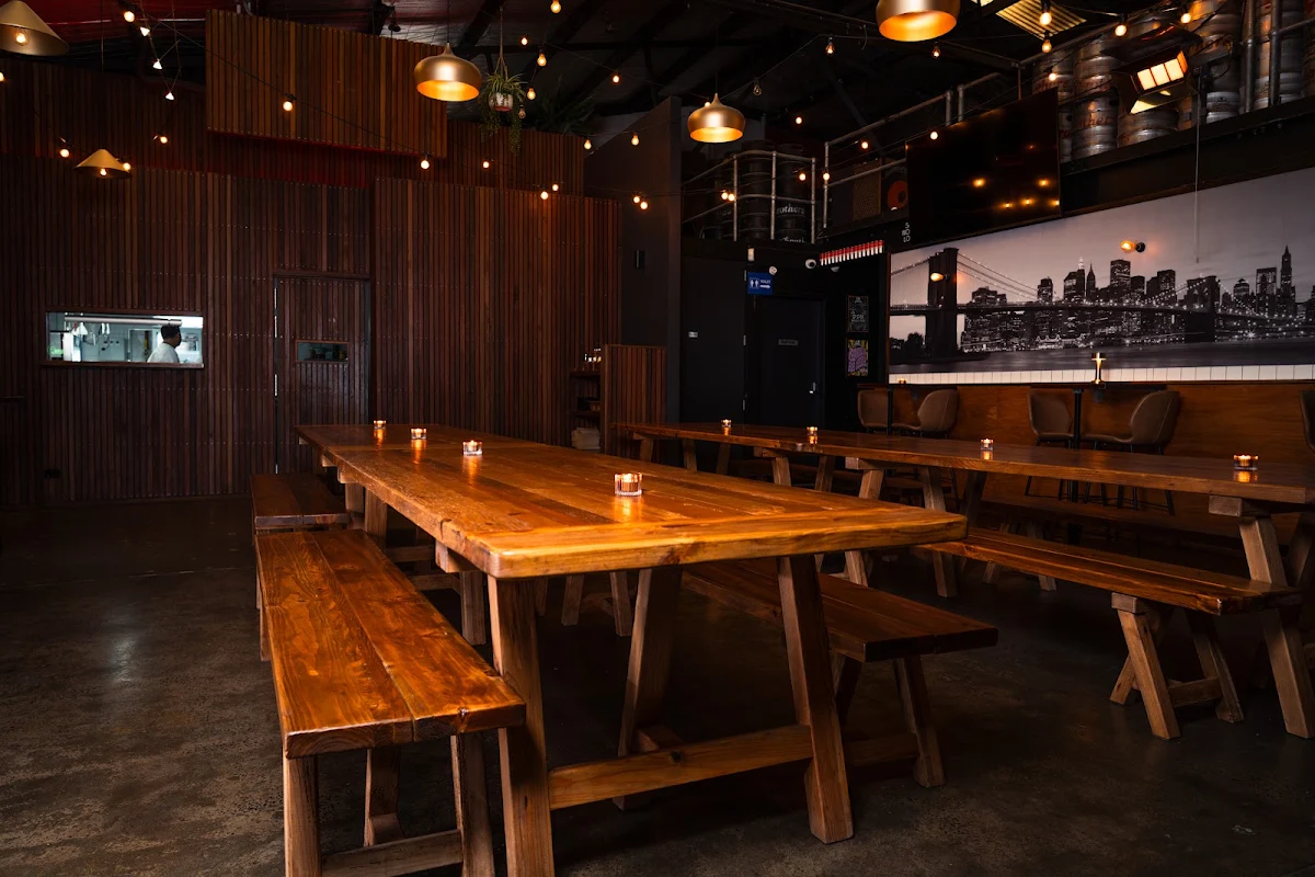 Vibe, 2 Brothers Brewery