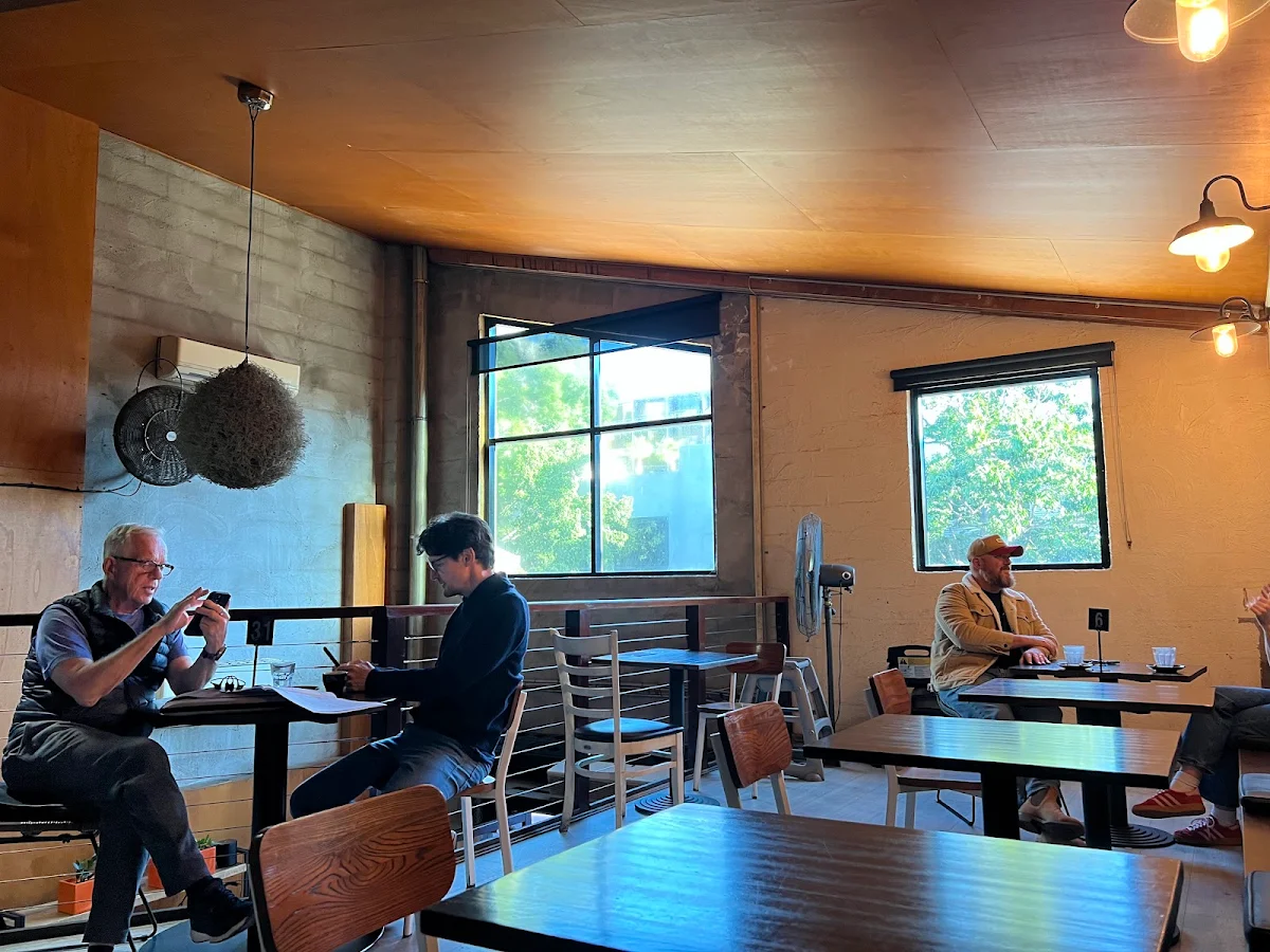 Vibe, Bellissimo Coffee