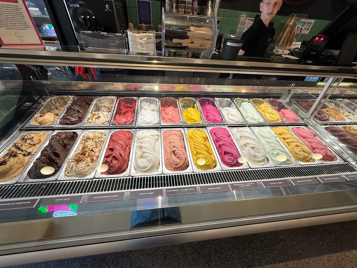 Vibe, Augustus Gelatery + Acai Berwick
