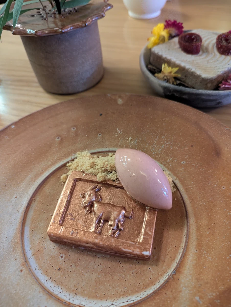 Food & drink, Amaru