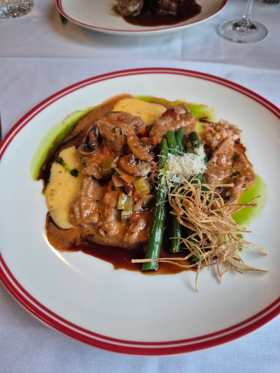 Food & drink photo 8