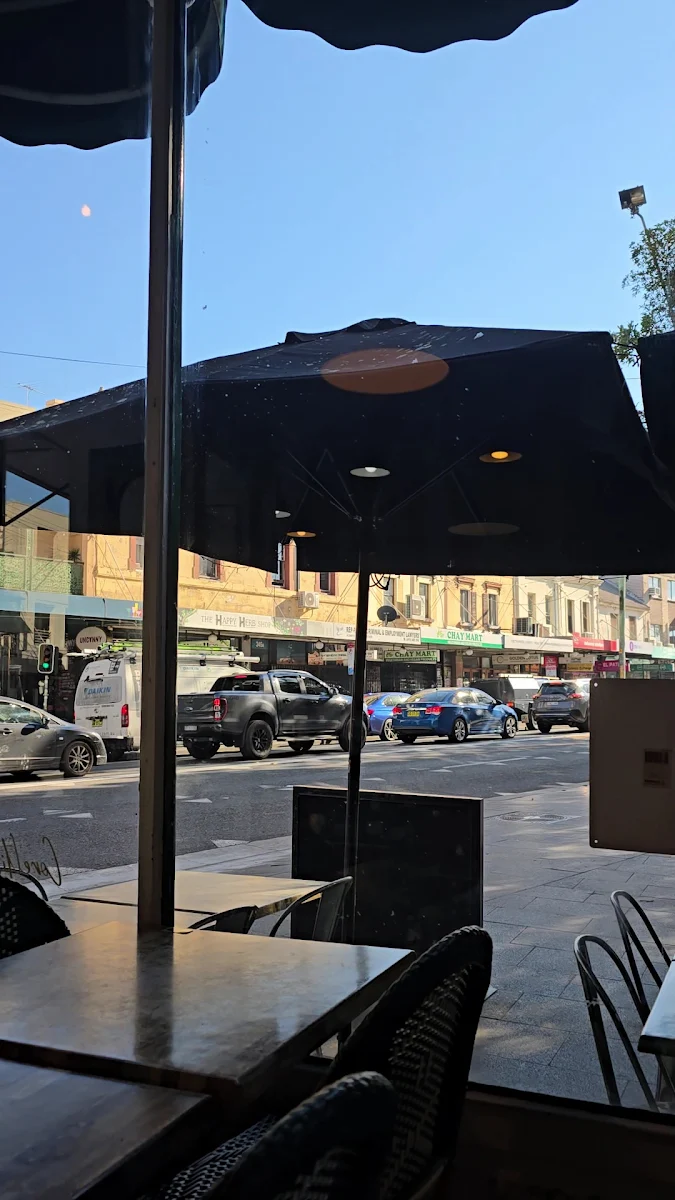 Vibe, Corellis Cafe Gallery