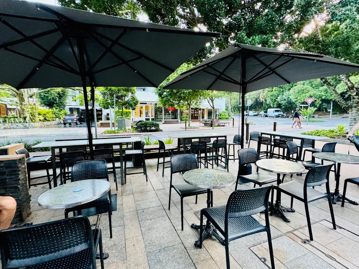 Vibe, Noosa Social Espresso & Wine Bar