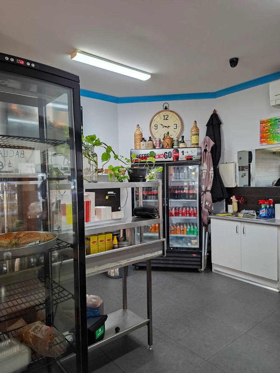 Vibe, Peter Rita Souvlaki Bar