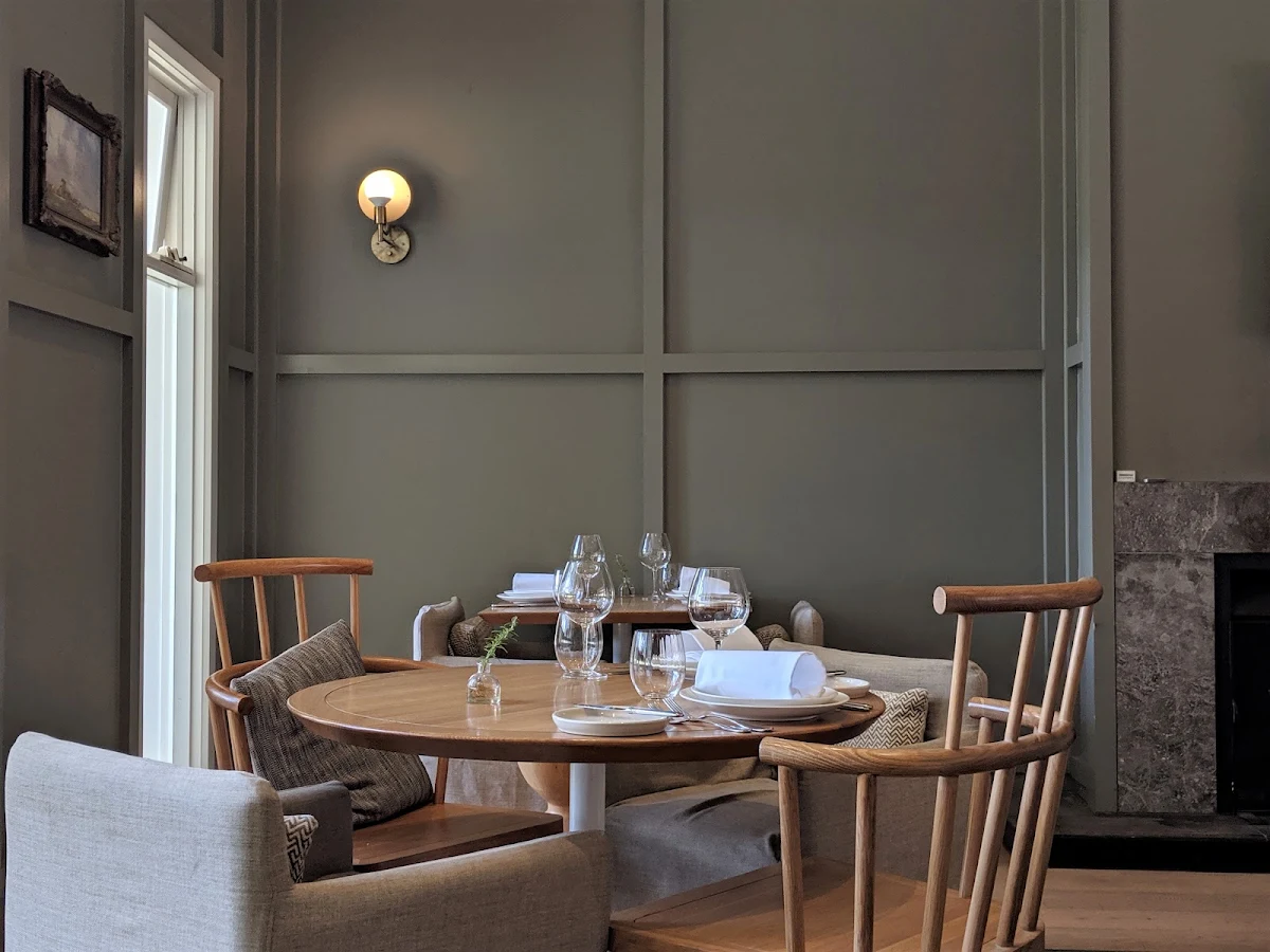 Vibe, The Dining Room