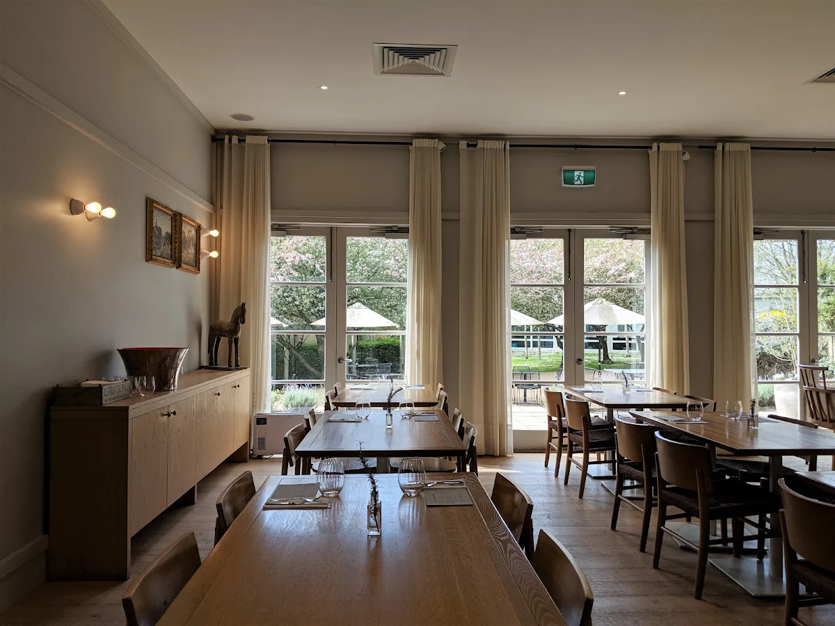 Vibe, The Dining Room