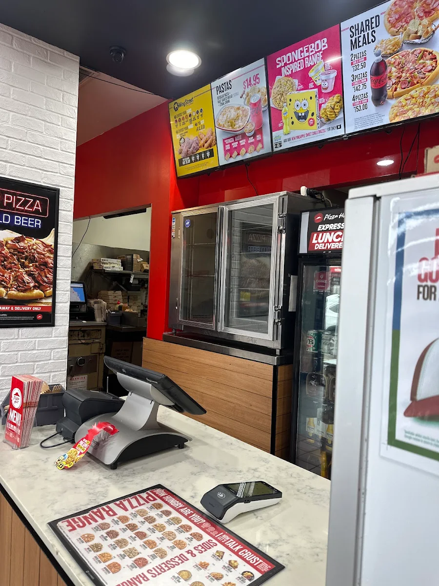 Menu, Pizza Hut Wynnum