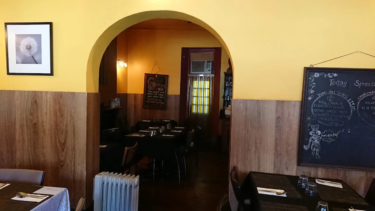 Vibe, Thai Style Restaurant