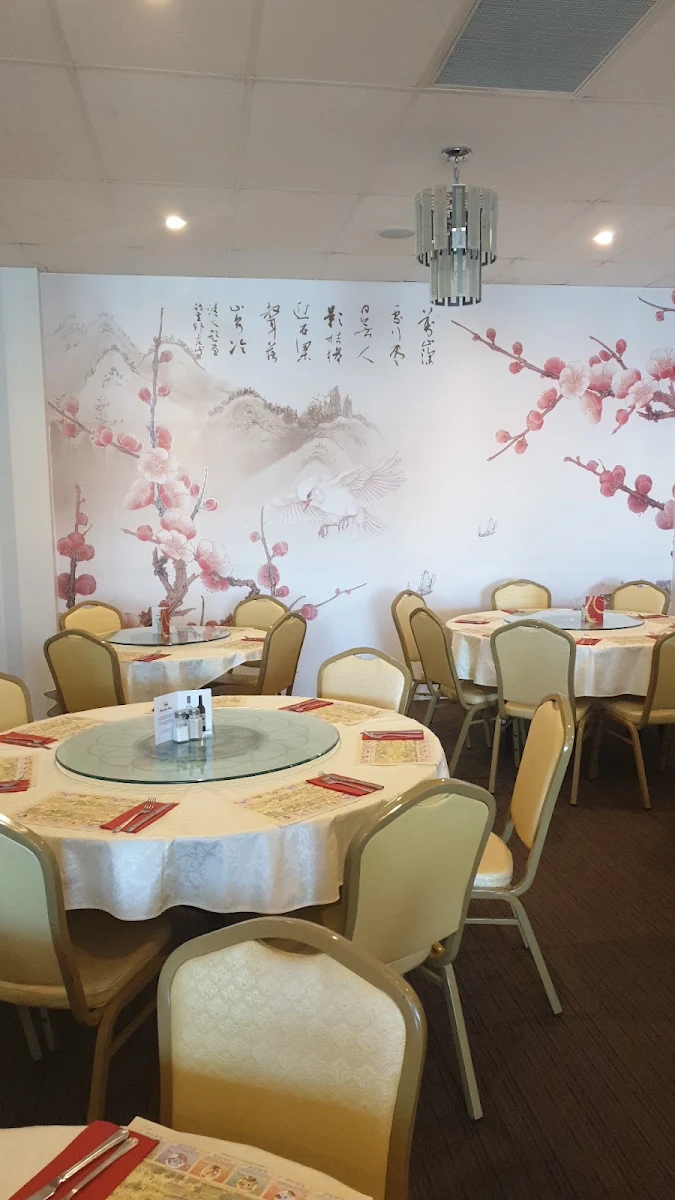 Vibe, Golden Inn Chinese Restaurant