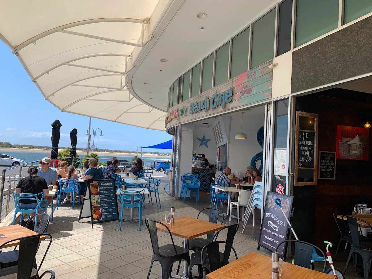Vibe, Beach Cafe