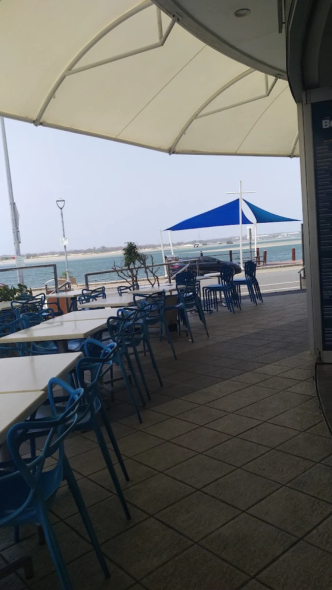 Vibe, Beach Cafe