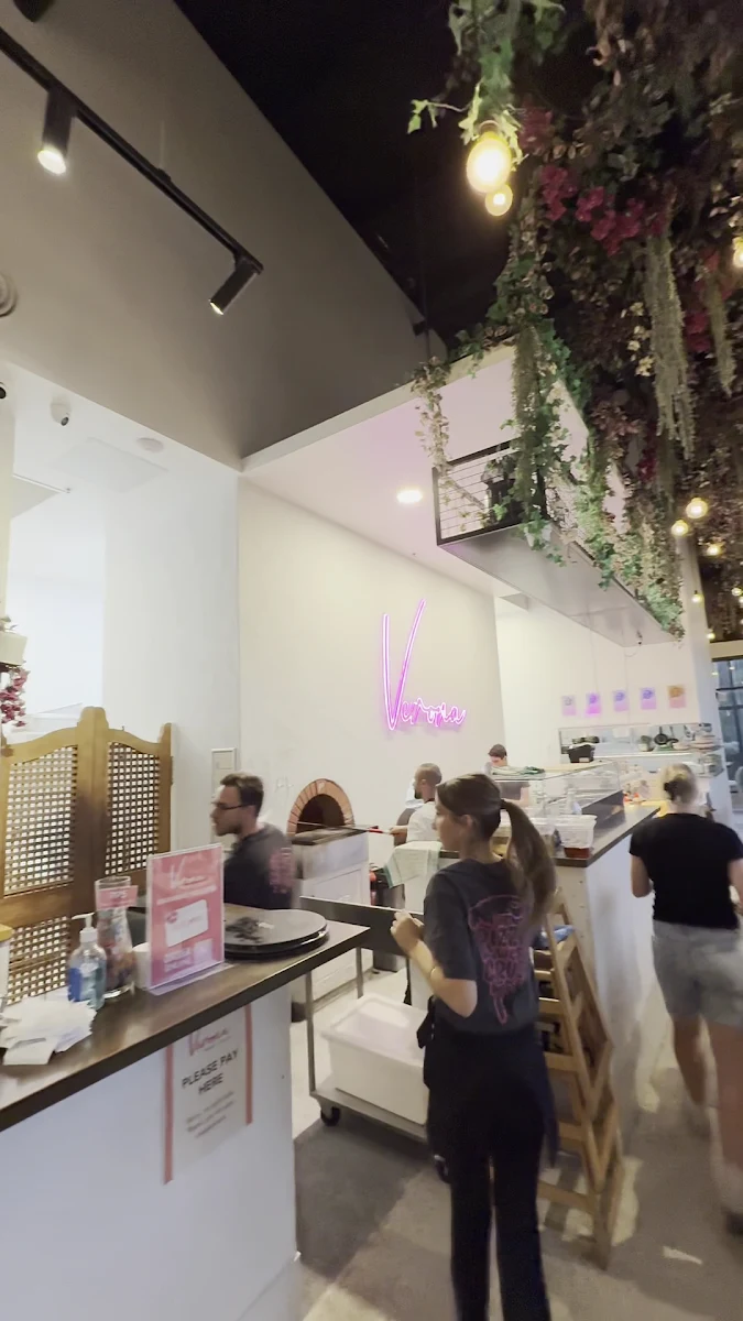 Vibe, Verona Fresh Italian