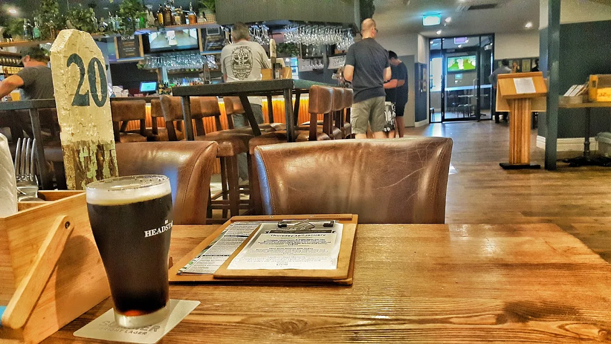 Food & drink, Sydney Junction Hotel