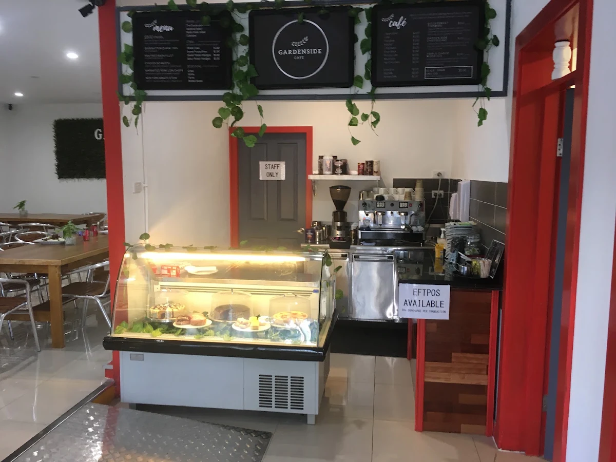 Vibe, Gardenside Cafe