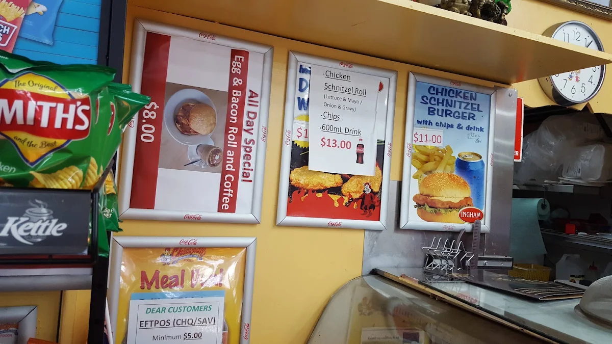 Menu, Nassis Snack Bar