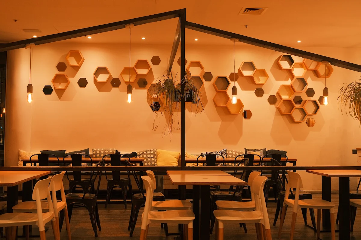 Vibe, Honey Badger Dessert Cafe