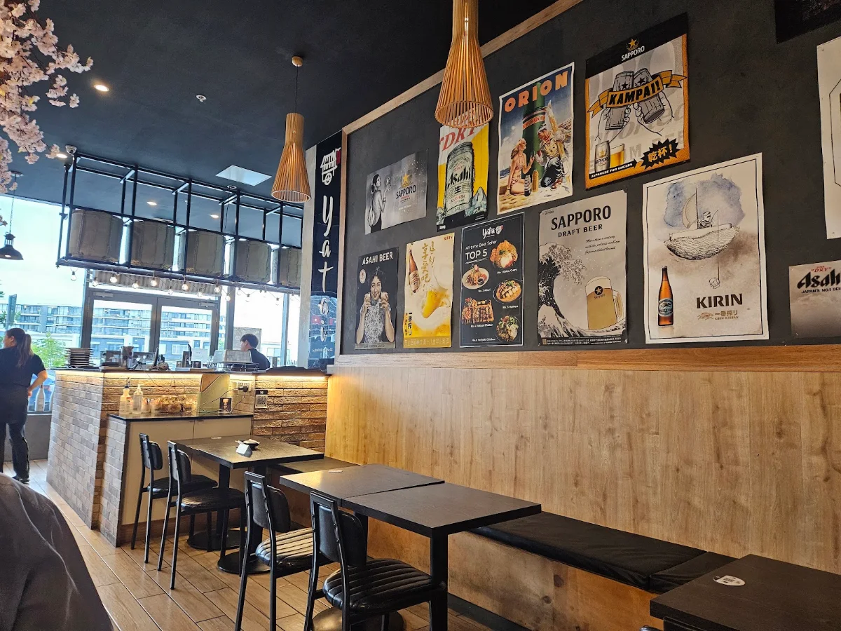 Vibe, Yatai by Hatori Karaage Hope Island