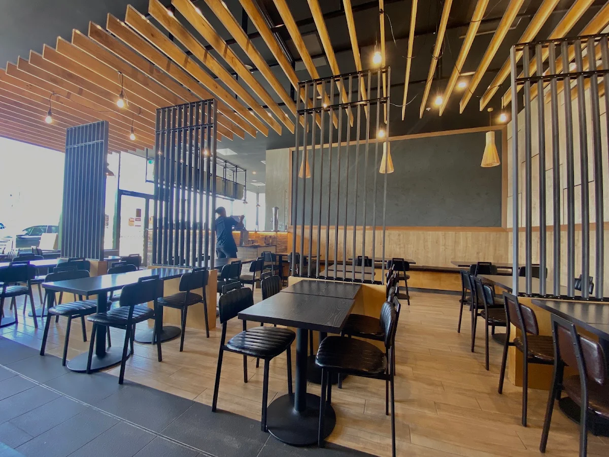 Vibe, Yatai by Hatori Karaage Hope Island