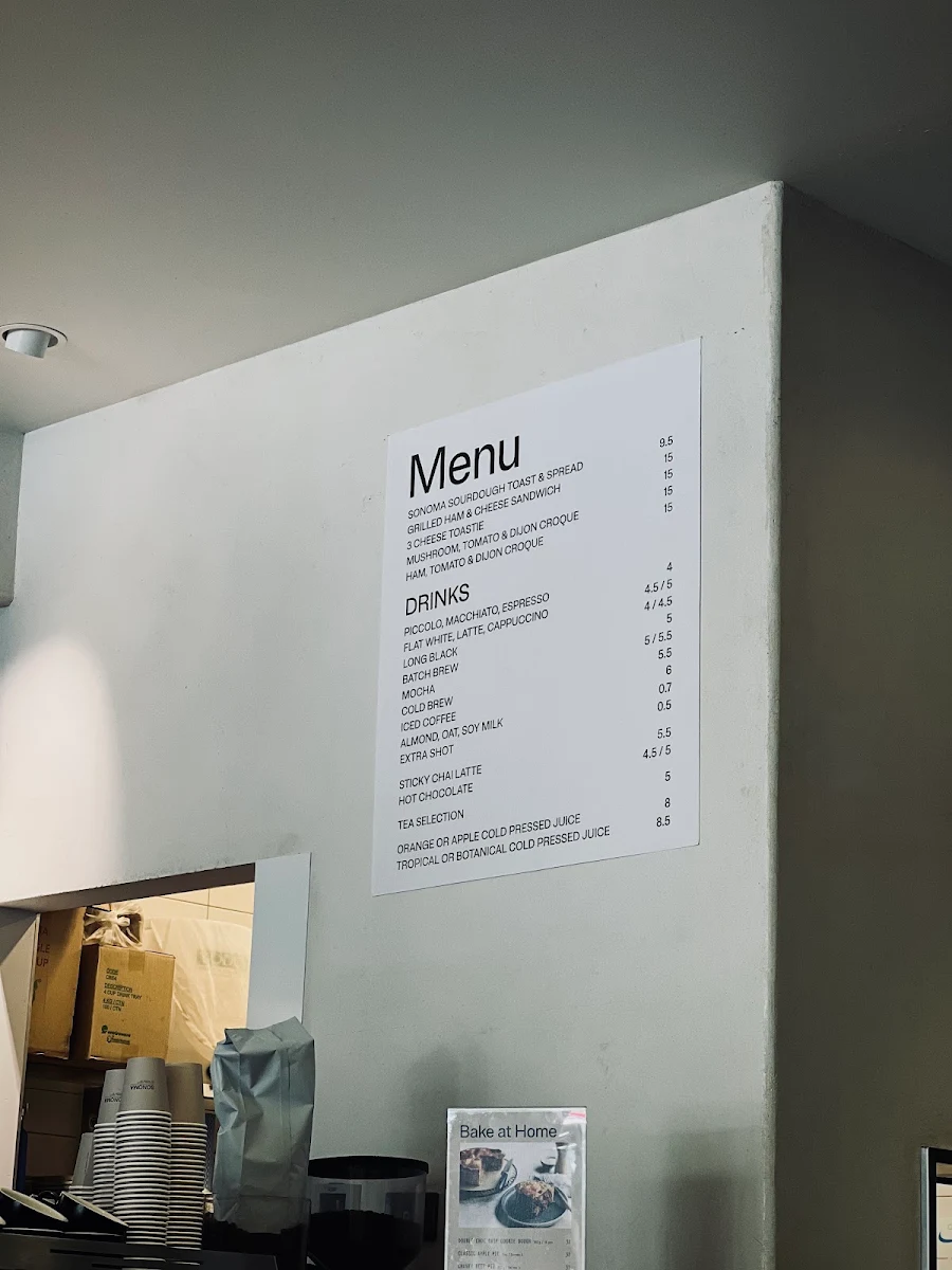Menu, Sonoma Braddon
