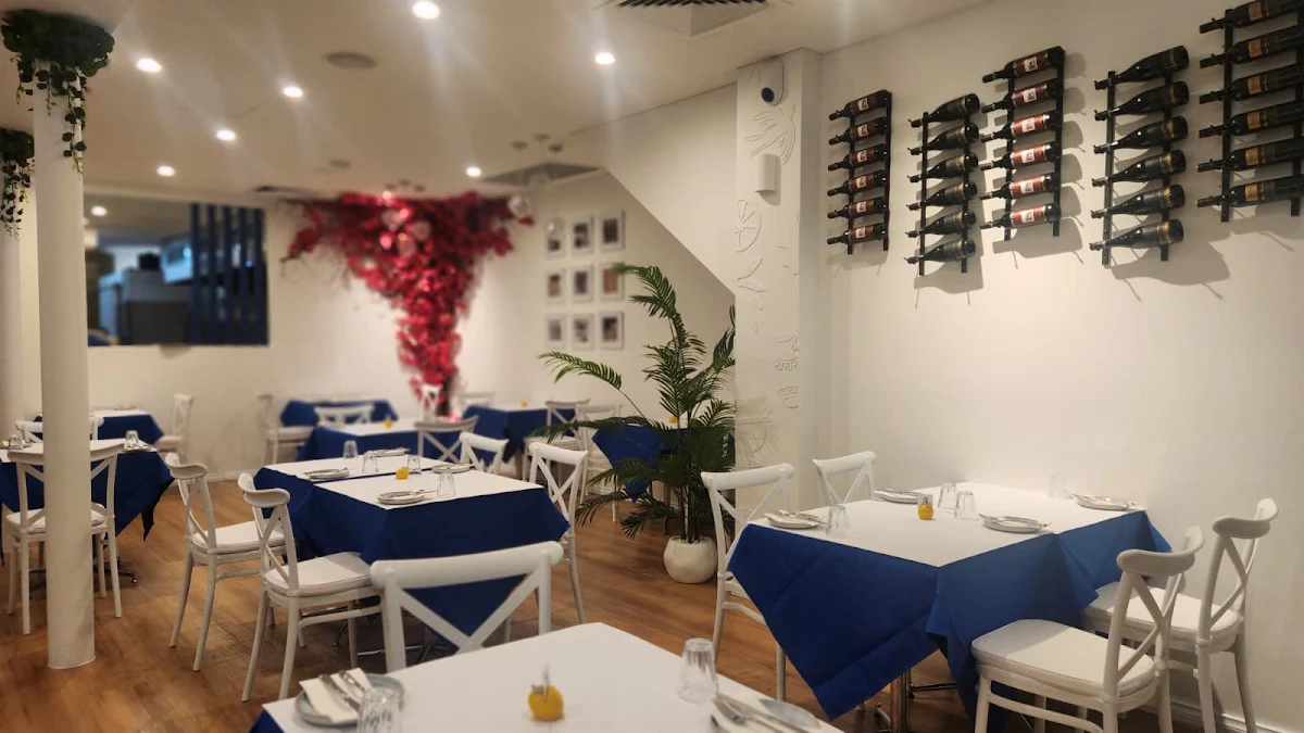 Vibe, Agora Greek Cuisine
