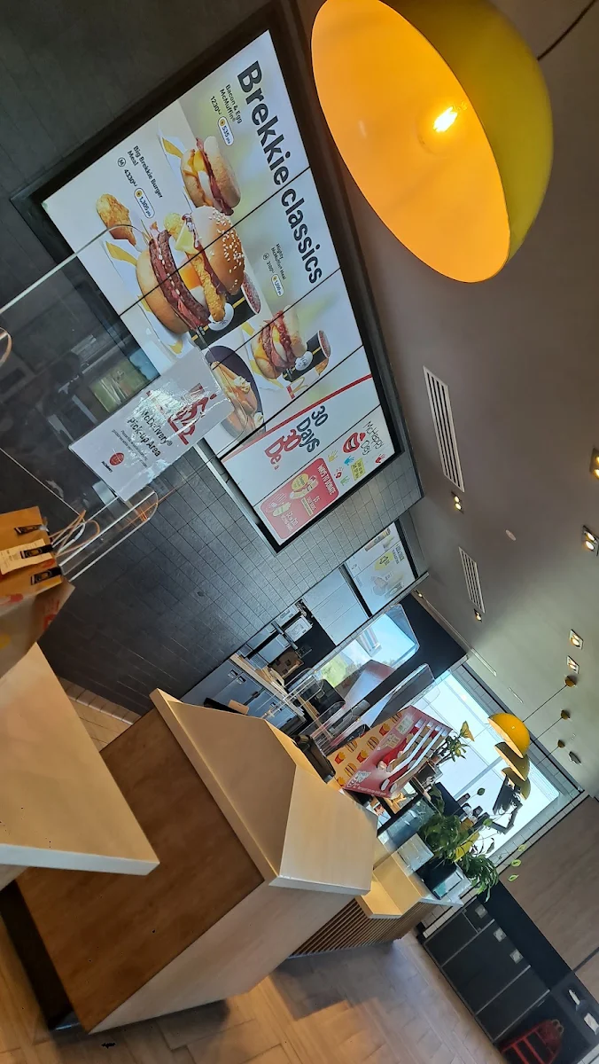 Menu, McDonald's Jerrabomberra